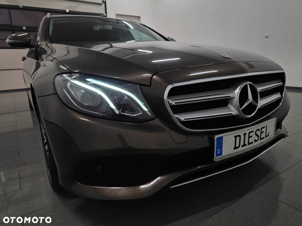 Mercedes-Benz Klasa E 220 d 9G-TRONIC AMG Line - 29