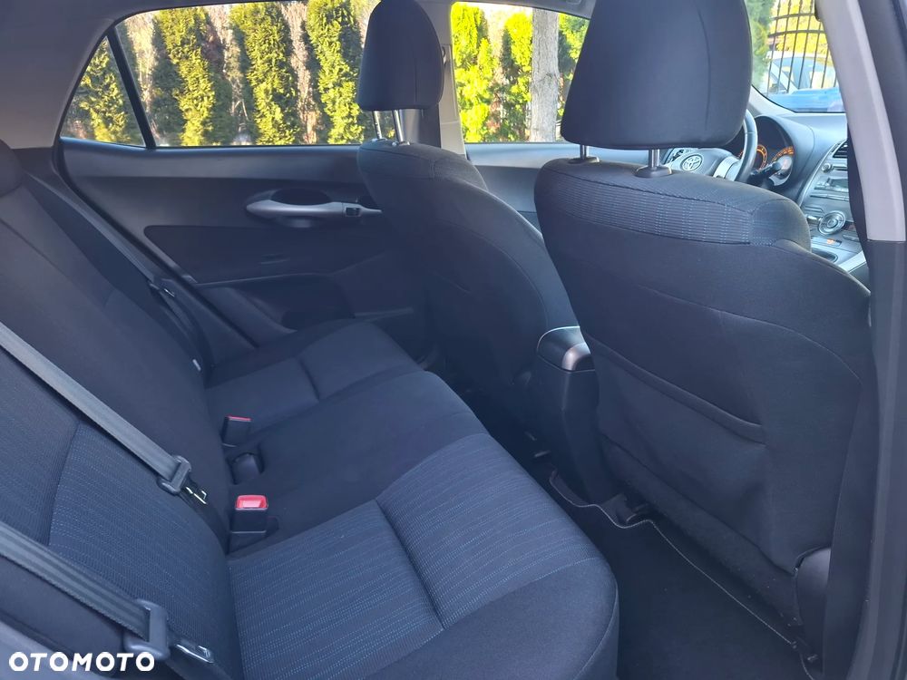 Toyota Auris - 24
