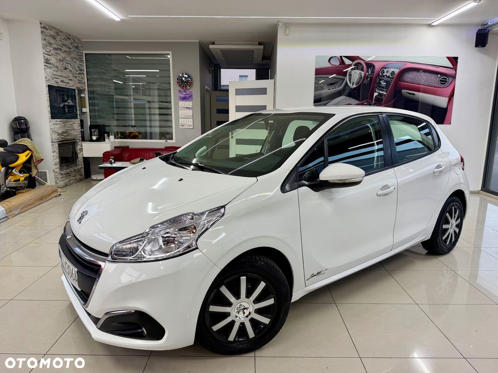Peugeot 208 - 2