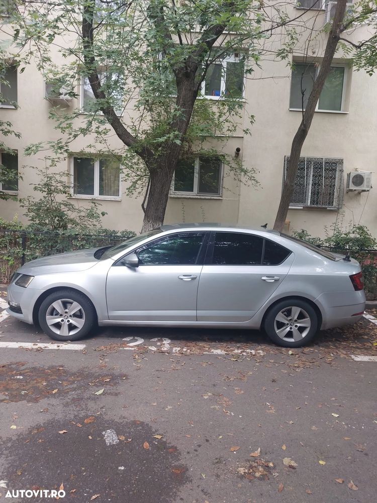 Skoda Octavia - 4