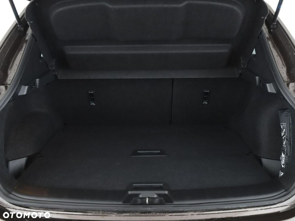 Nissan Qashqai 1.3 DIG-T N-Connecta - 21