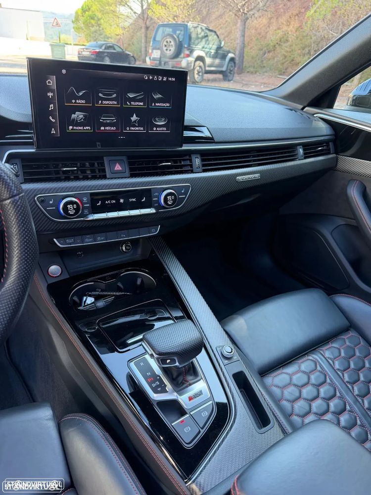 Audi RS4 Avant quattro tiptronic - 23