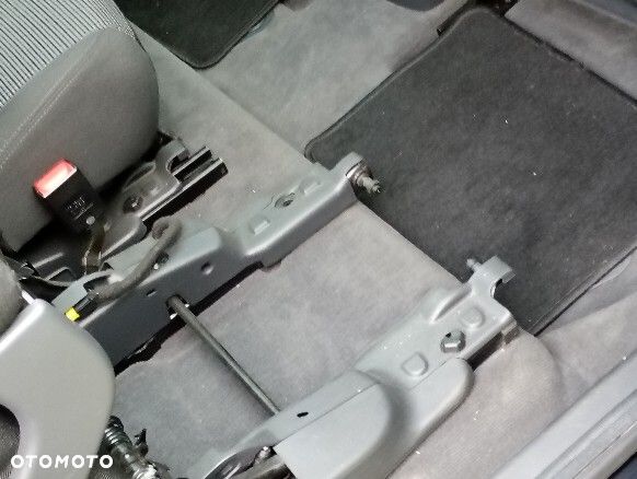 Peugeot 5008 - 36
