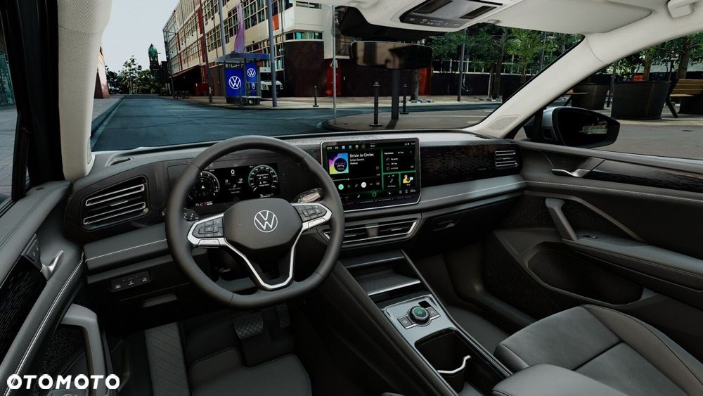 Volkswagen Tiguan - 4