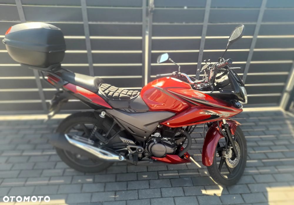 Honda CBF - 4