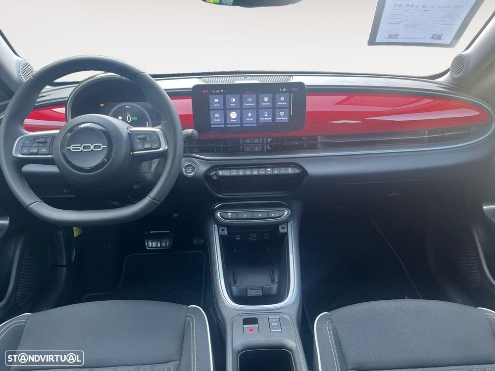 Fiat 600e 54 kWh (RED) - 11