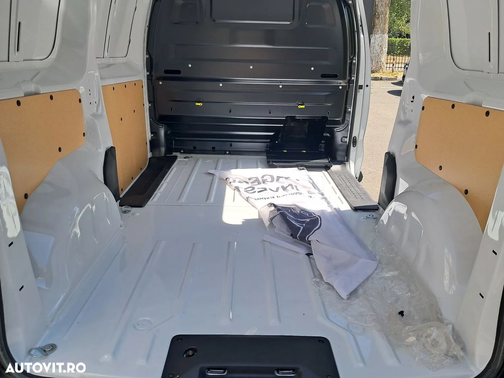Peugeot EXPERT FURGON L2 1.5 diesel 120 CP - 14