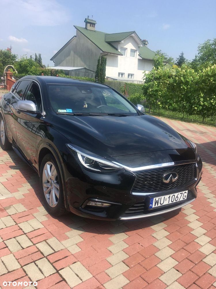 Infiniti Q30 1.5d Business Executive 7DCT - 1
