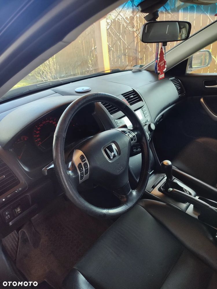 Honda Accord 2.0 Comfort - 3