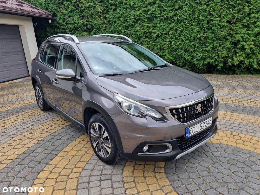 Peugeot 2008 1.2 Pure Tech Allure S&S - 28