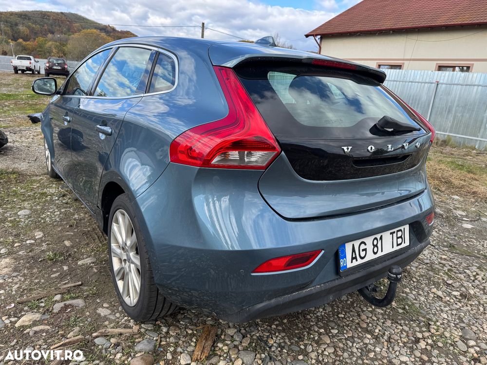 Volvo V40 D2 Ocean Race - 3