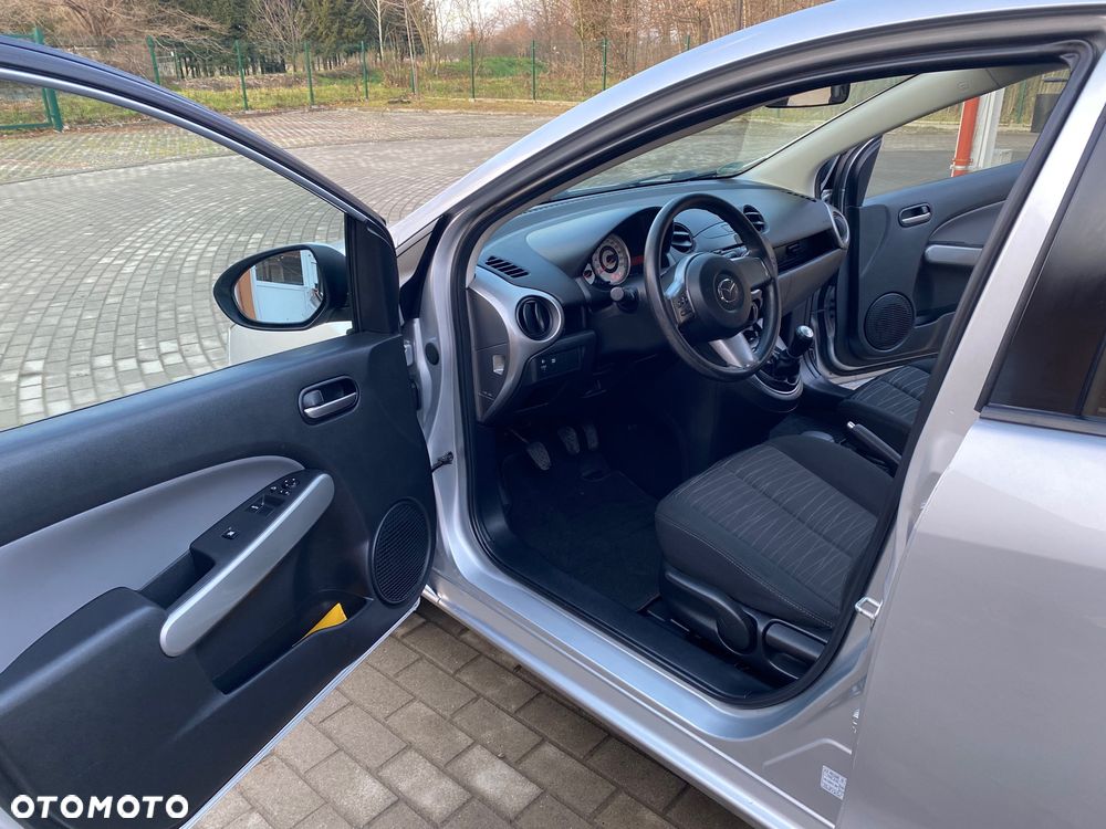 Mazda 2 1.3 Dynamic - 23