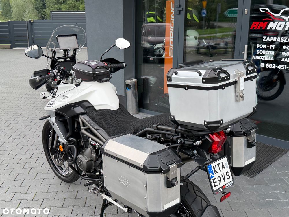 Triumph Tiger - 27