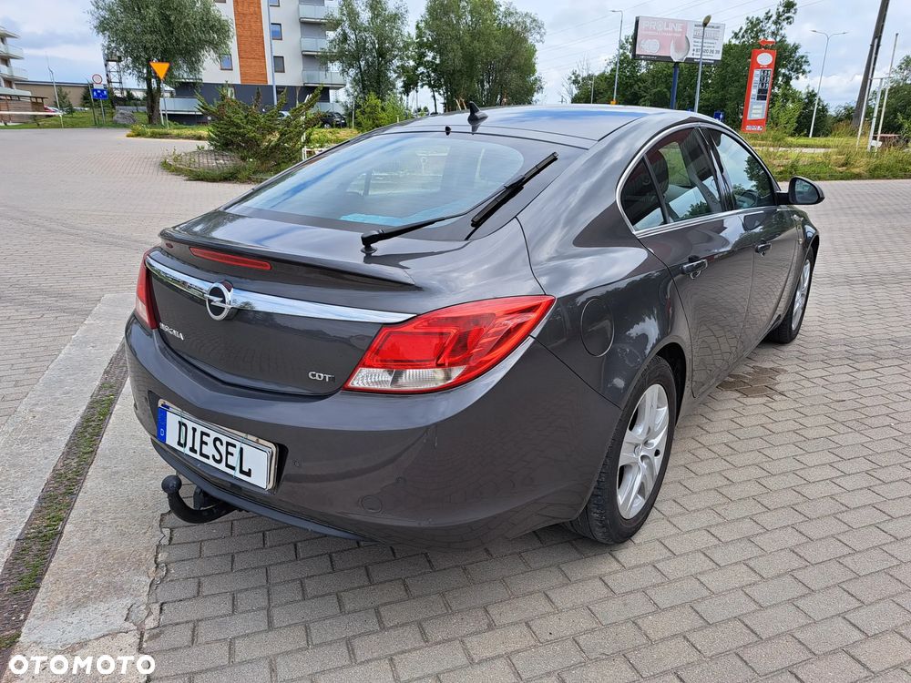 Opel Insignia - 8