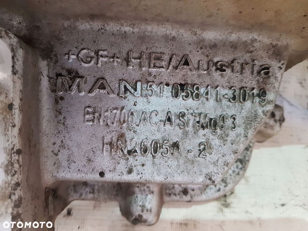 podstawa pokrywa miski olejowej man tgx tgs e6 - 8