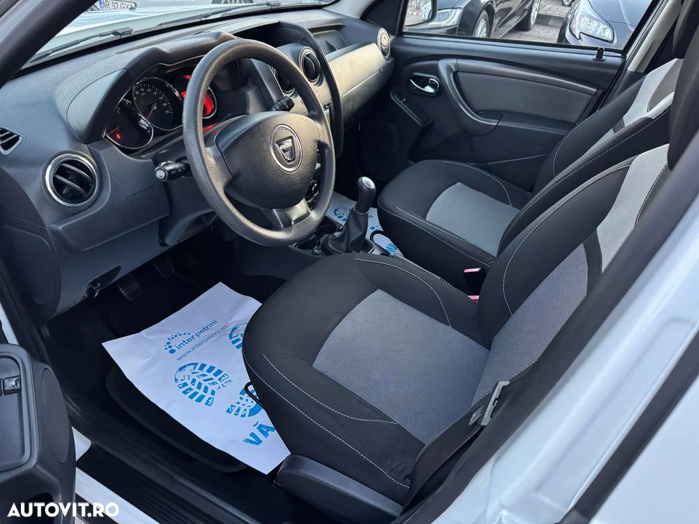 Dacia Duster 1.6 4x2 Laureate - 5