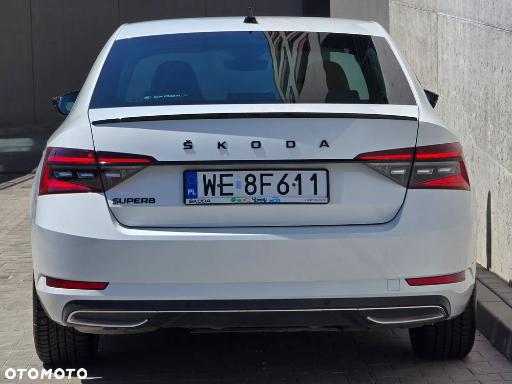 Skoda Superb 2.0 TDI SCR Sportline DSG - 6