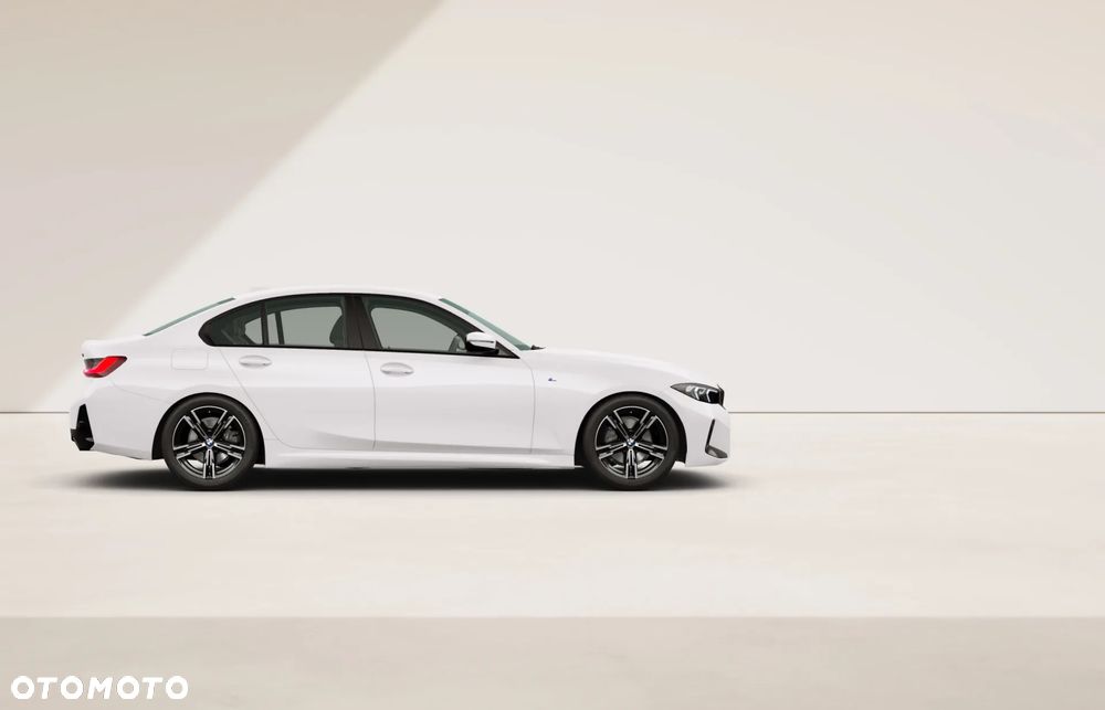 BMW Seria 3 318i - 5
