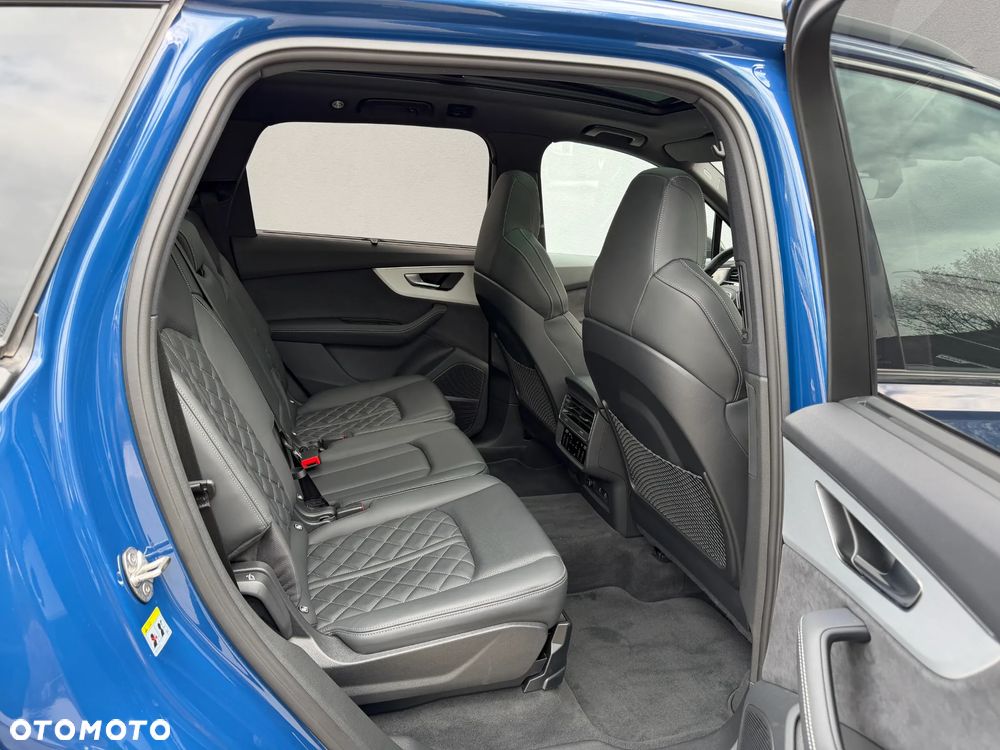 Audi SQ7 - 14