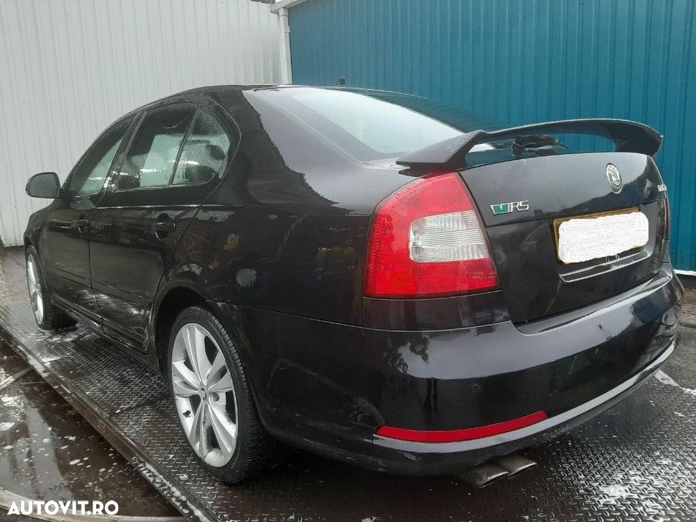 Set arcuri fata Skoda Octavia 2 2009 Berlina VRS 2.0 - 7