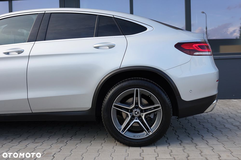 Mercedes-Benz GLC 200 d 4Matic 9G-TRONIC AMG Line Plus - 30