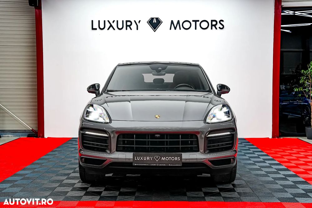 Porsche Cayenne Coupe E-Hybrid Tiptronic S Platinum Edition - 3