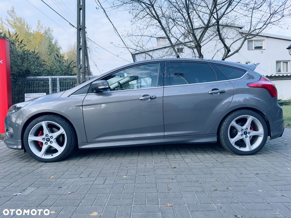 Ford Focus 1.6 EcoBoost Titanium - 8