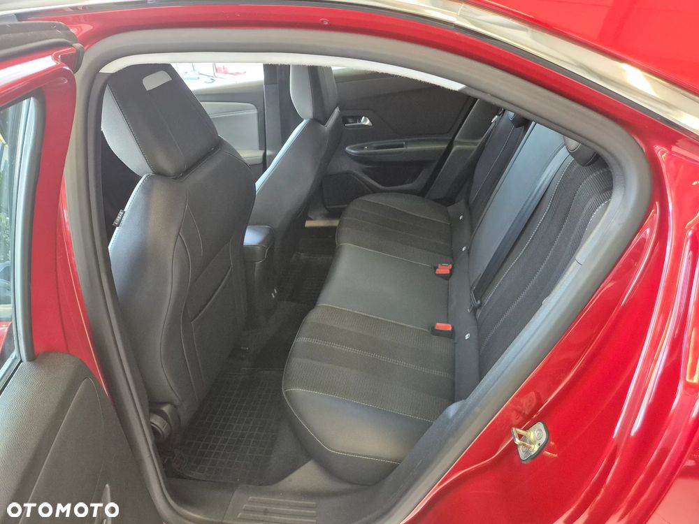 Opel Mokka 1.2 T Elegance S&S - 26