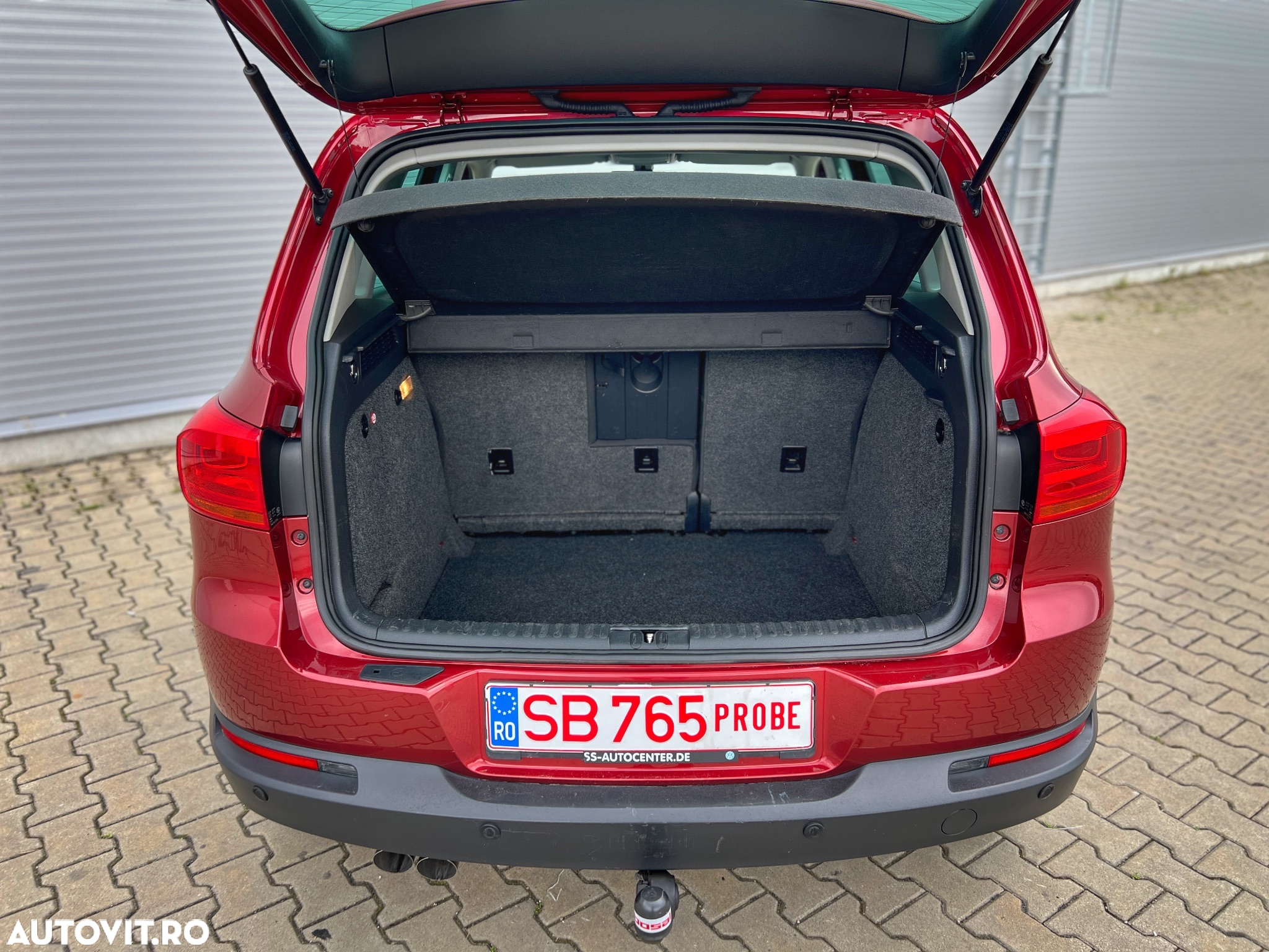 Volkswagen Tiguan 2.0 TDI 4Motion Track & Field - 11