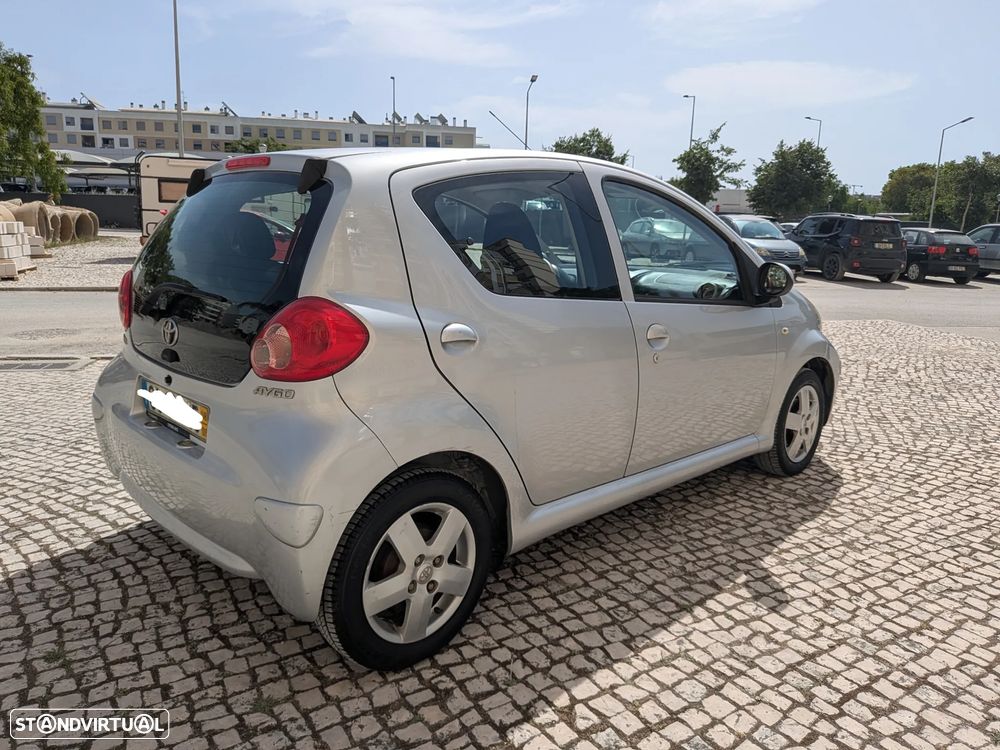 Toyota Aygo 1.0 + AC - 13