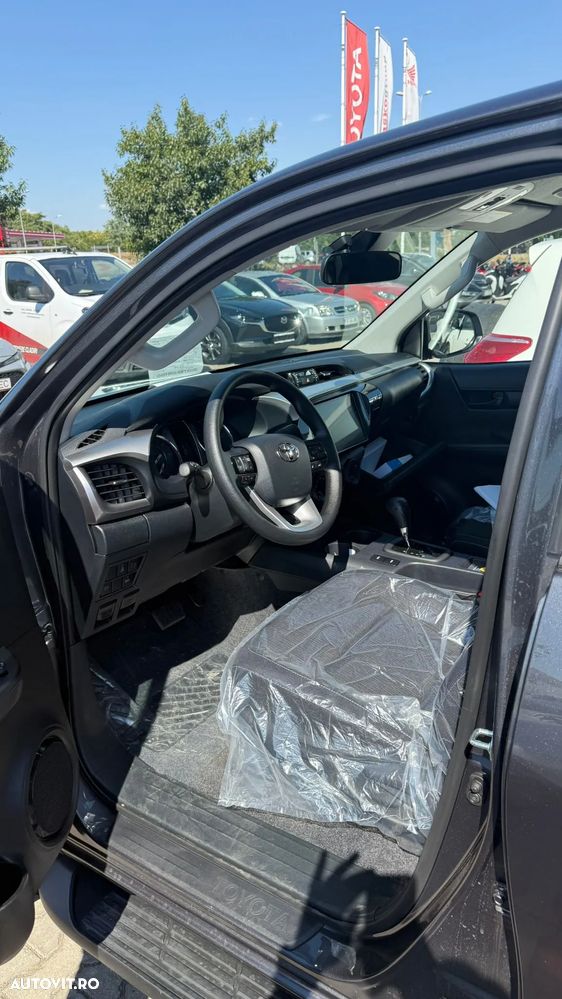 Toyota Hilux 2.4D 150CP 4x4 Double Cab AT Comfort - 12
