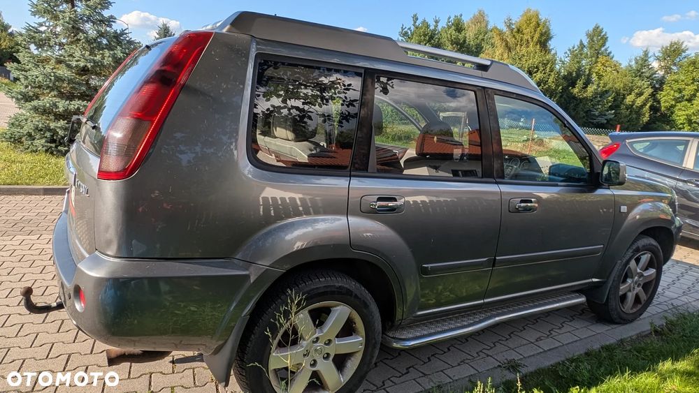 Nissan X-Trail 2.2 dCi 4x4 Columbia - 7