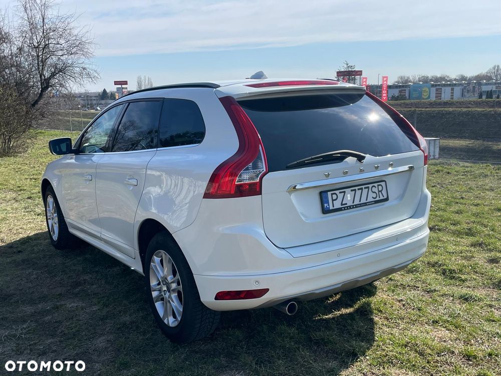 Volvo XC 60 D3 Drive-E Momentum - 6
