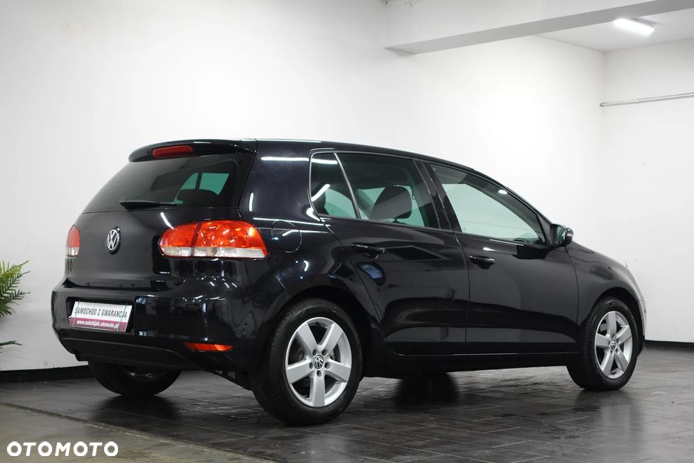 Volkswagen Golf 1.6 TDI DPF Comfortline - 10