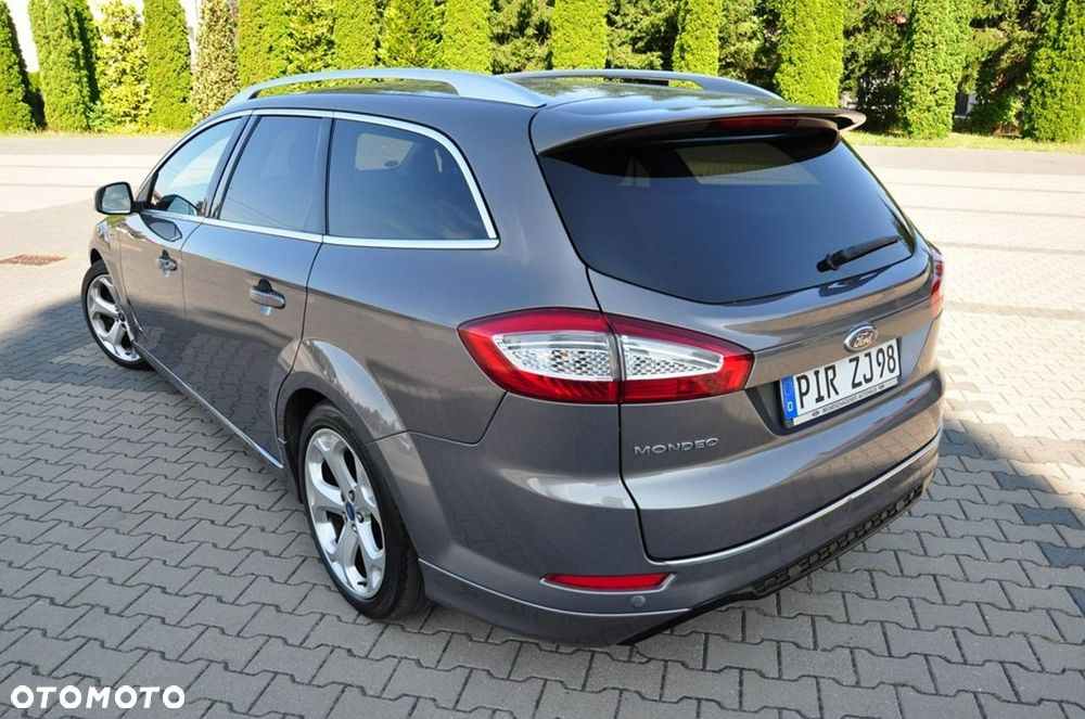 Ford Mondeo - 23