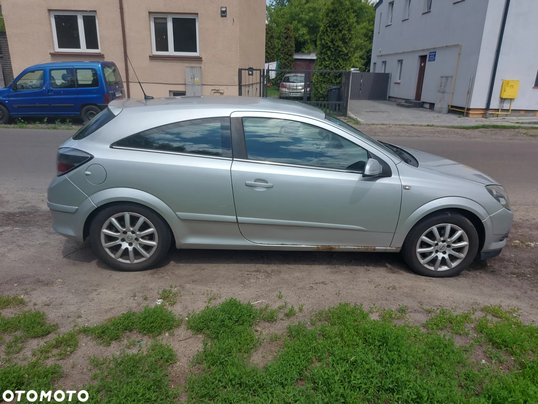 Opel Astra GTC 1.8 Cosmo - 7