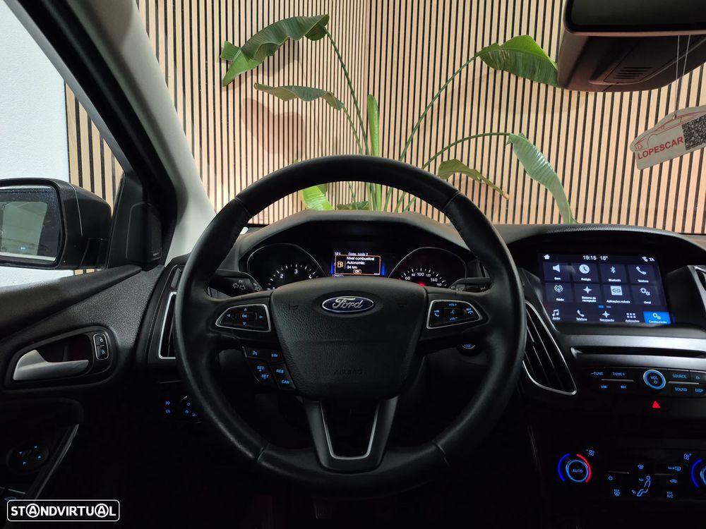 Ford Focus 1.5 TDCi Titanium - 8