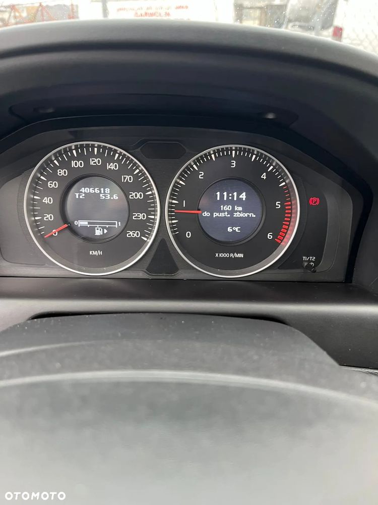 Volvo XC 60 2.4D AWD - 26