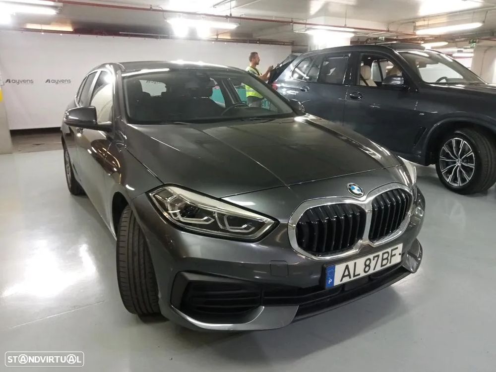 BMW 118 i Auto - 4