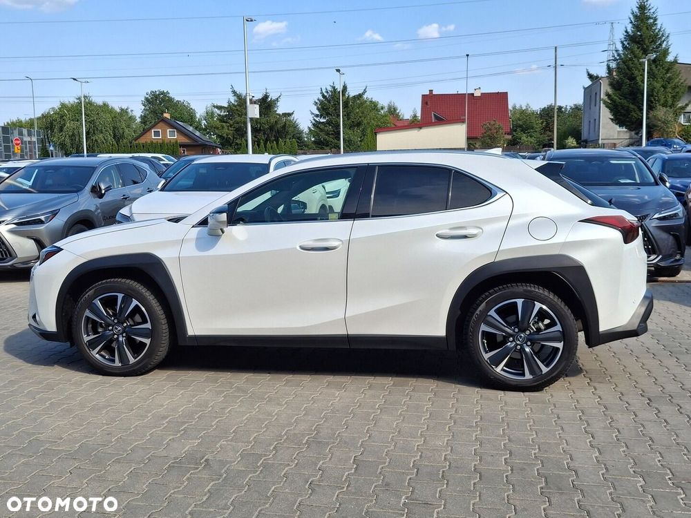 Lexus UX 250h GPF Business 2WD - 25