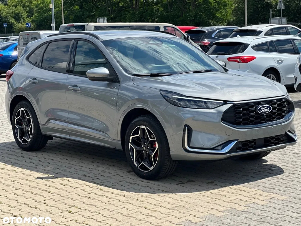 Ford Kuga 2.5 FHEV AWD ST-Line X eCVT - 3