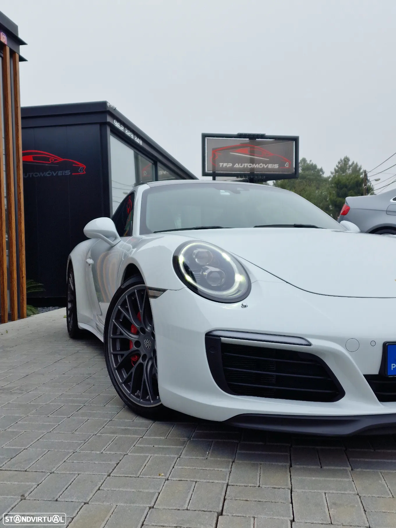 Porsche 911 (991) Carrera 4 S PDK - 19