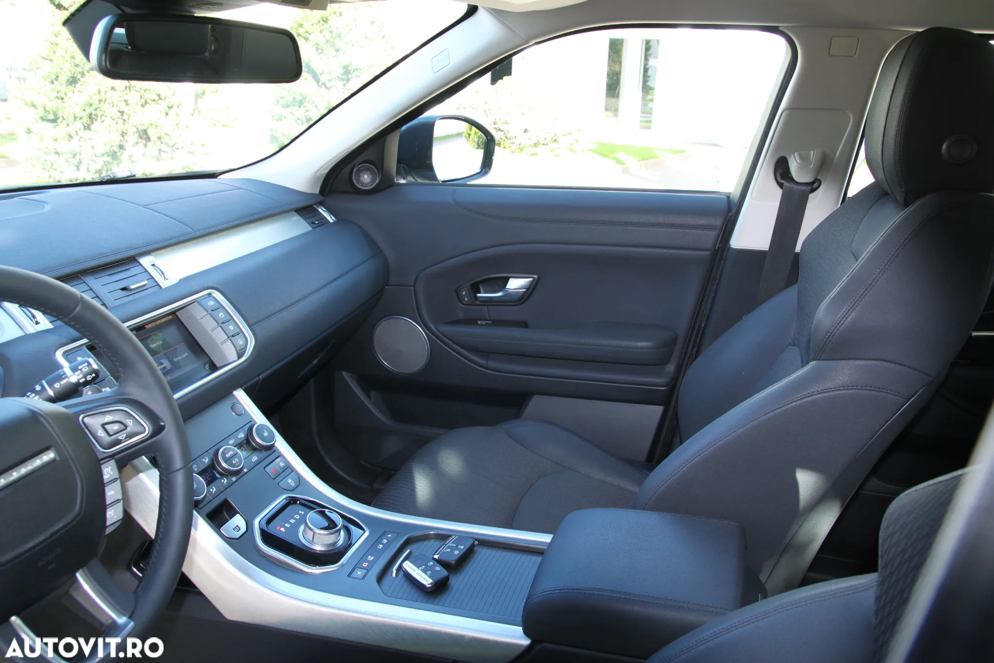 Land Rover Range Rover Evoque - 18