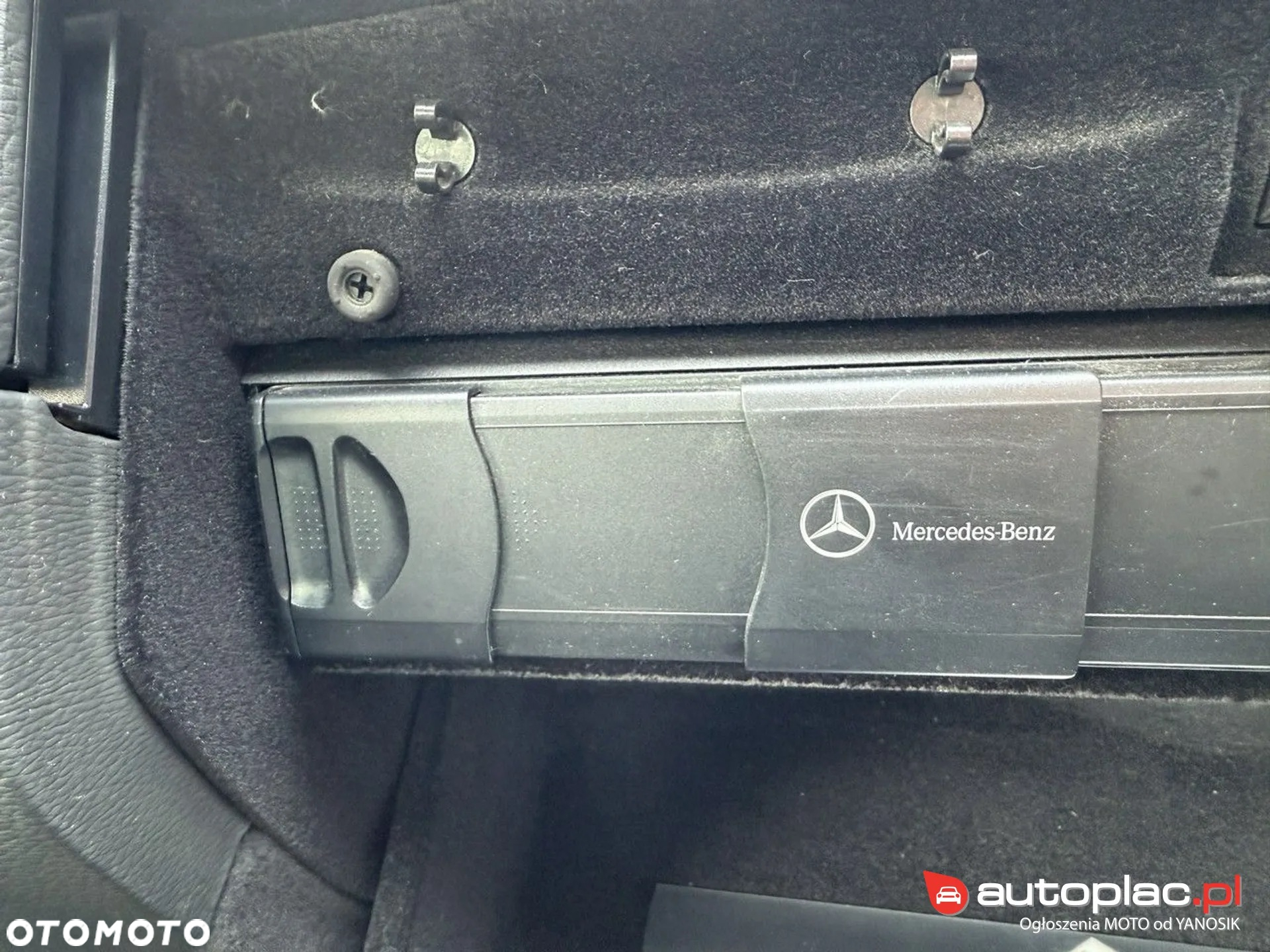 Mercedes-Benz CLK - 19