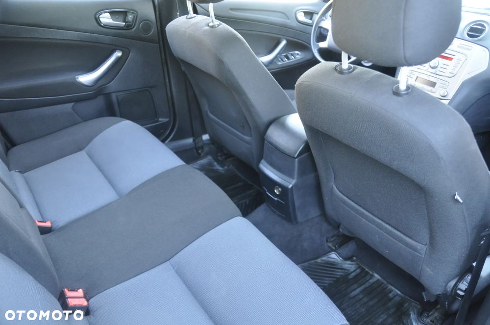 Ford Mondeo 2.0 TDCi Trend - 8