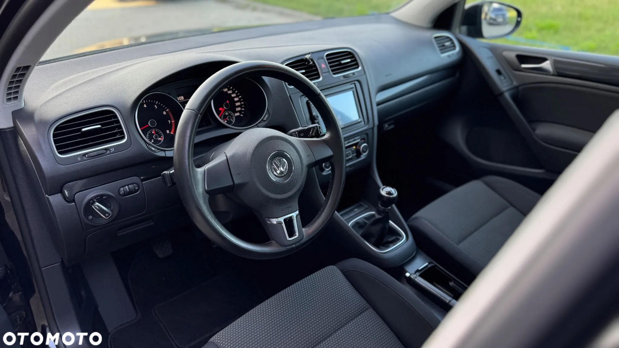 Volkswagen Golf VI 1.6 Comfortline - 16