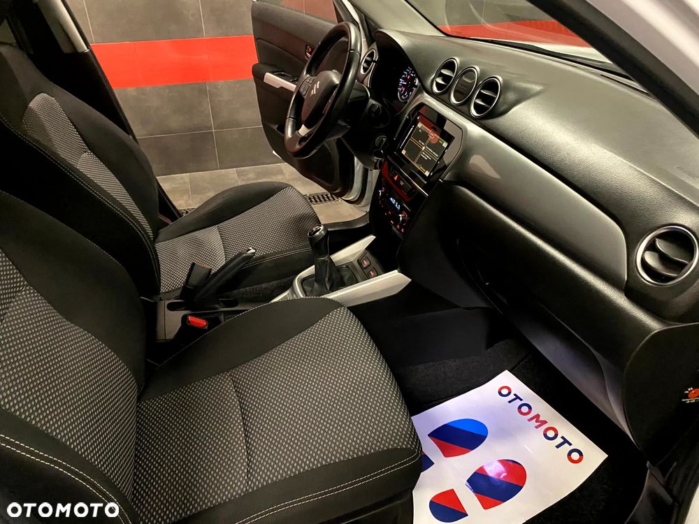 Suzuki Vitara 1.6 Premium 2WD - 14