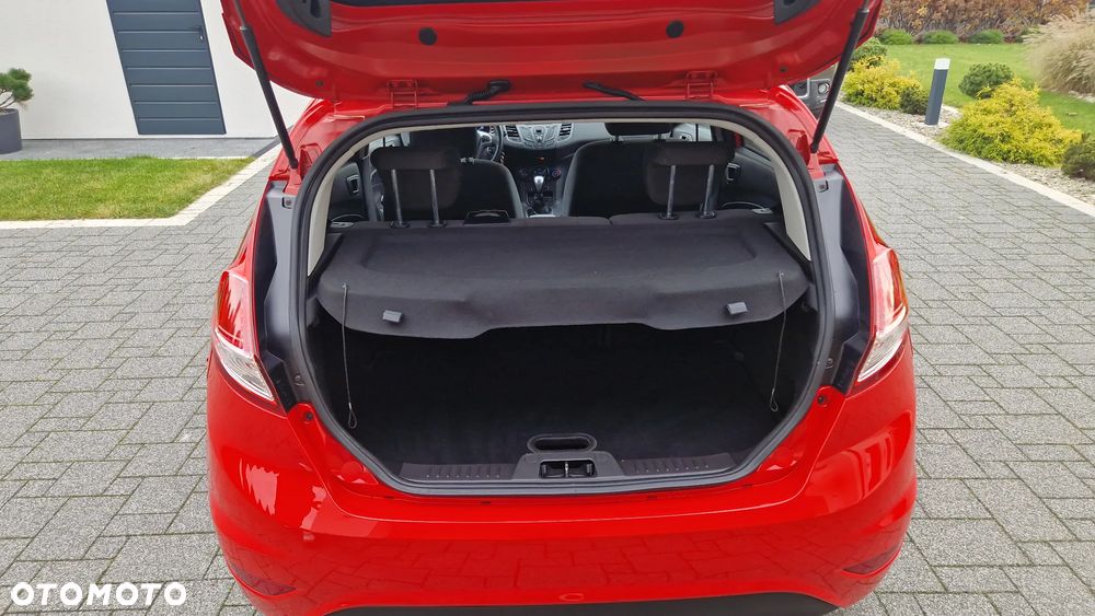 Ford Fiesta 1.0 EcoBoost Titanium - 32