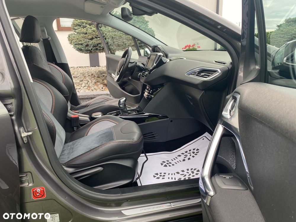 Peugeot 2008 1.2 Pure Tech GPF Crossway S&S - 6