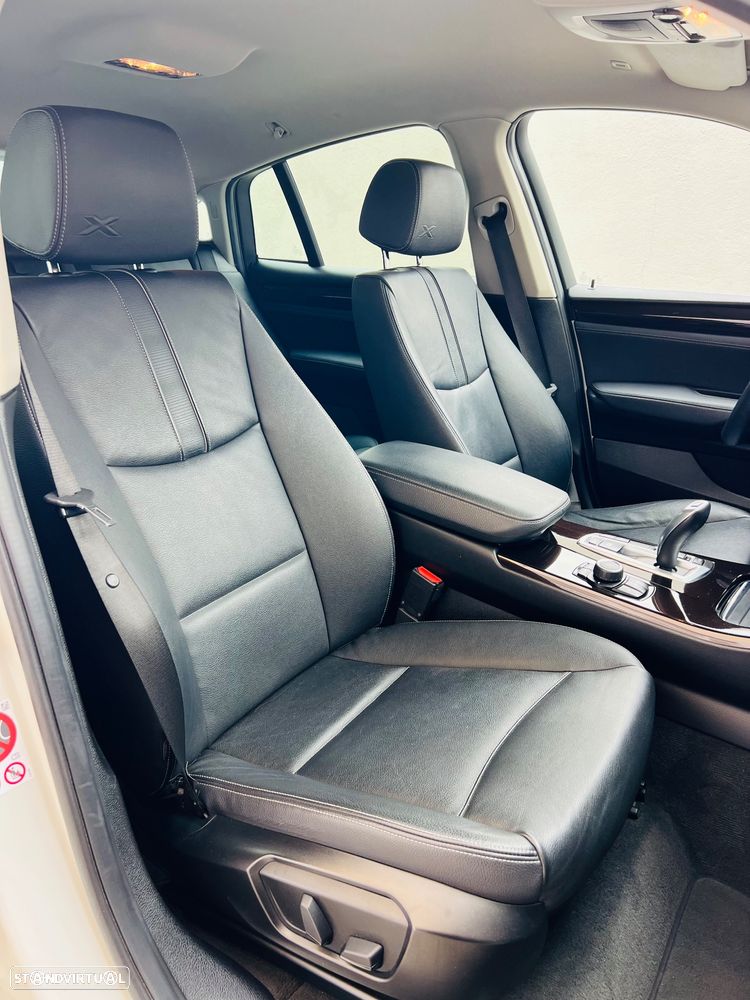 BMW X4 20 d xDrive XLine Auto - 32